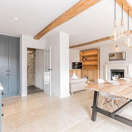 Oxfordshire Living - The Vanbrugh Apartment - Woodstock Bagian luar foto