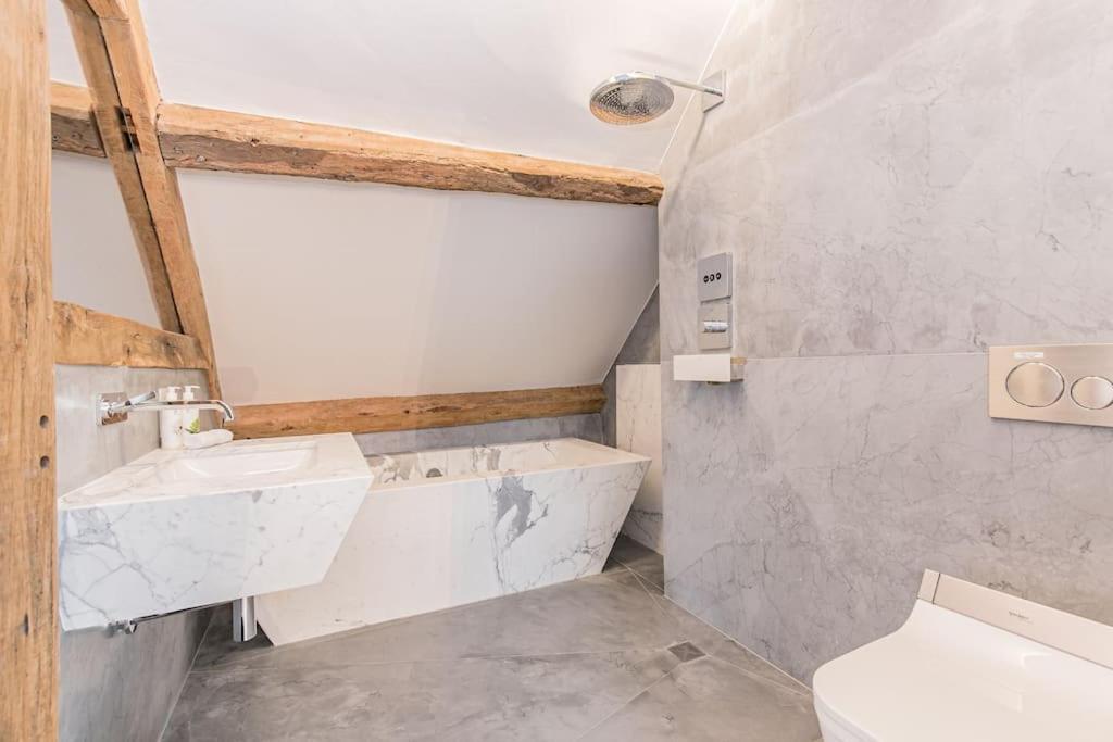 Oxfordshire Living - The Vanbrugh Apartment - Woodstock Bagian luar foto